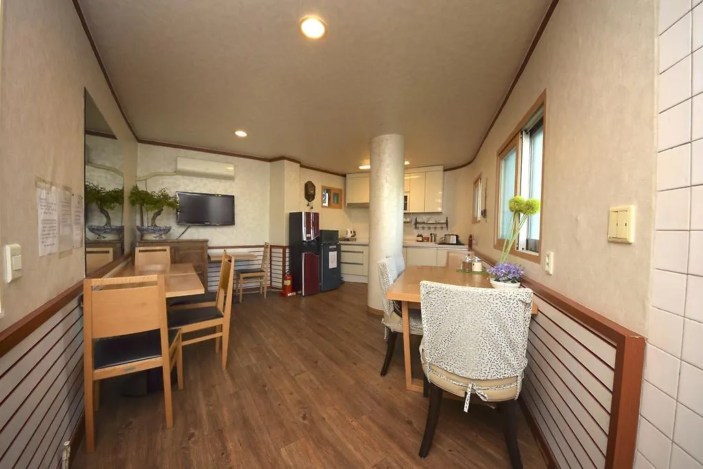 Open Guesthouse Seul 2*,