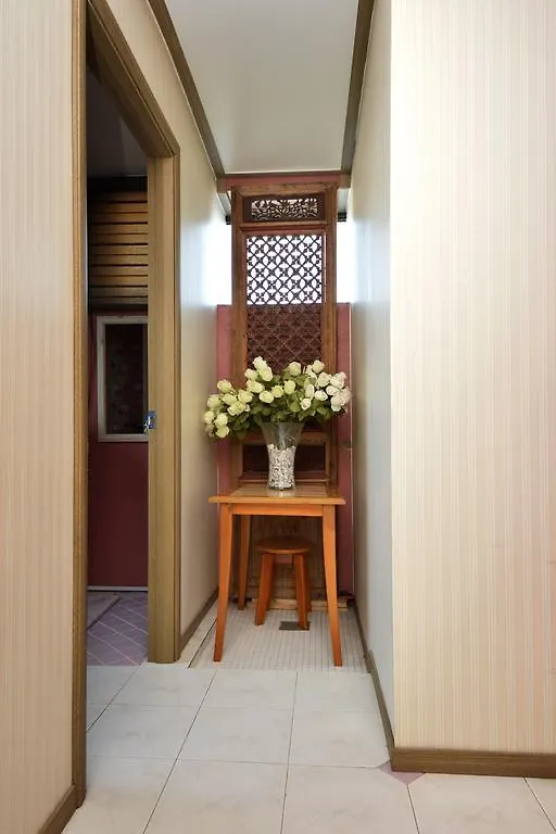 Open Guesthouse Seoul 2*,